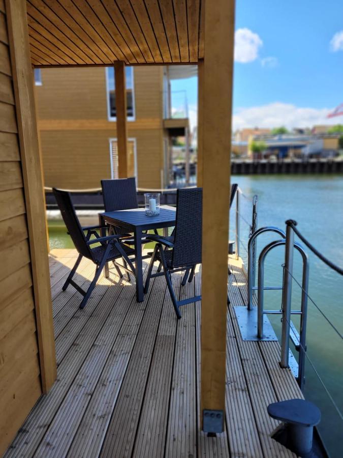 4 Sterne Dtv Floating House Otel Kröslin Dış mekan fotoğraf