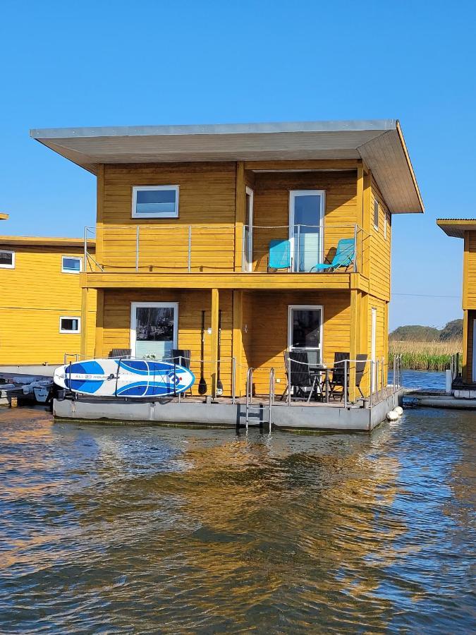 4 Sterne Dtv Floating House Otel Kröslin Dış mekan fotoğraf